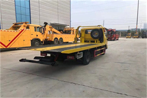 恭城非事故拖车