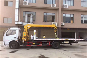 恭城附近汽车轮胎更换